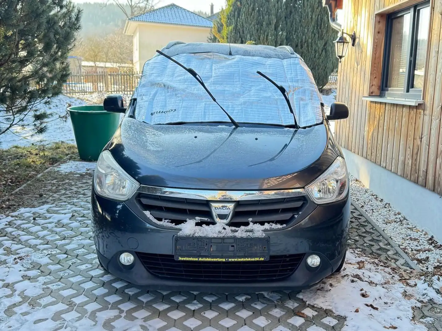 Dacia Lodgy Lodgy dCi 90 Essential *TÜV Neu*Diesel Noir - 1