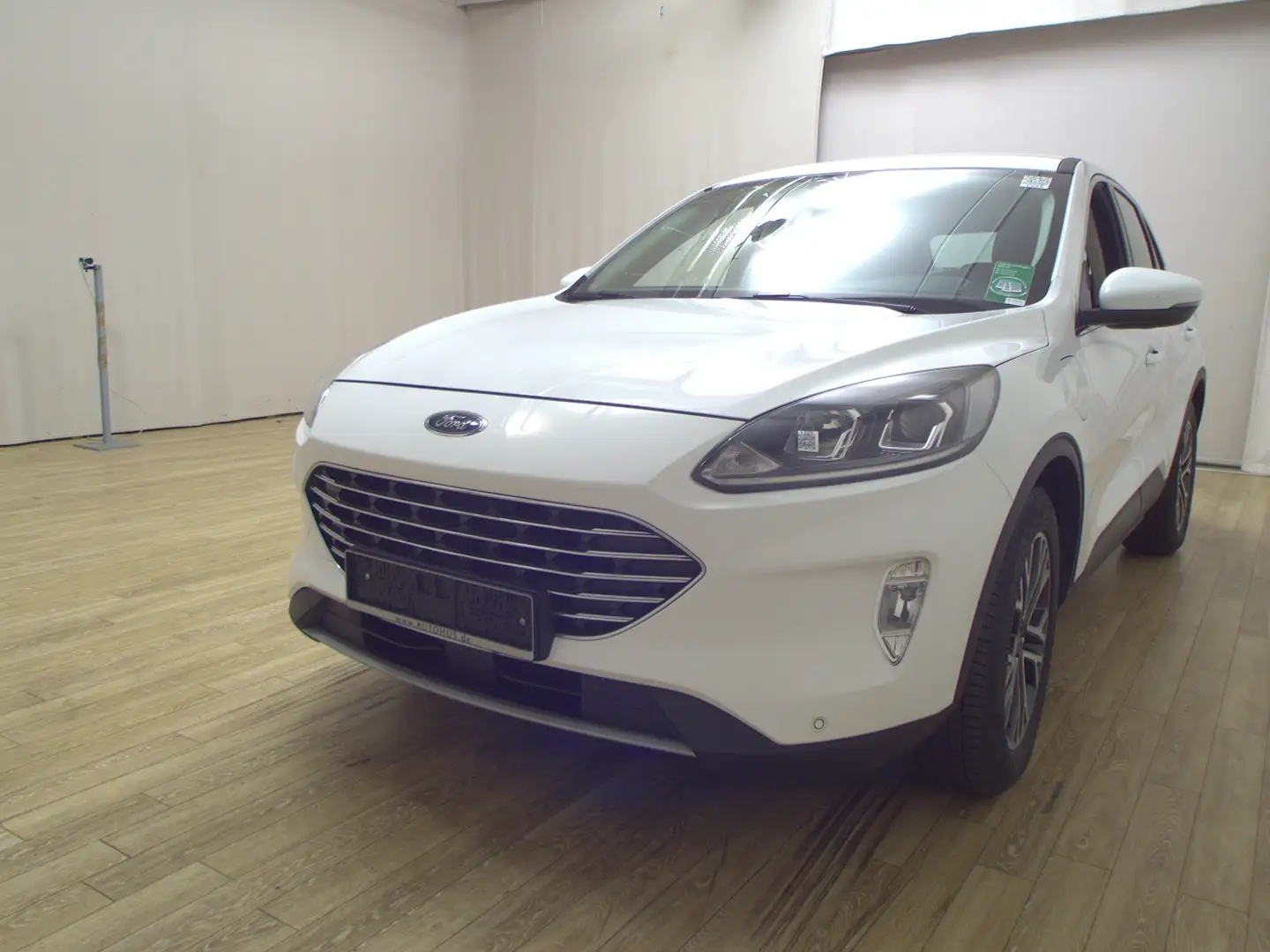 Ford Kuga 2.5 Duratec Titanium Navi PDC SHZ Weiß - 2