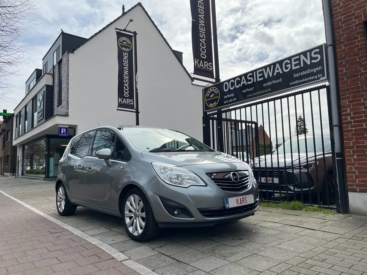 Opel Meriva Meriva 1.4 Turbo Cosmo Gris - 1