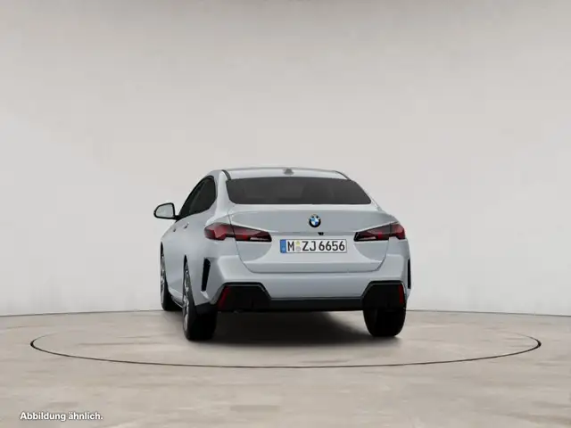 BMW 2 Series view 7
