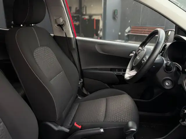Kia Picanto view 15