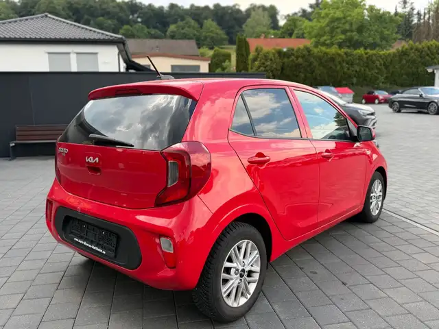 Kia Picanto view 7