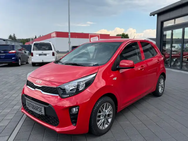 Kia Picanto view 3
