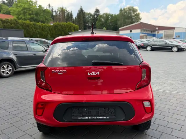 Kia Picanto view 6