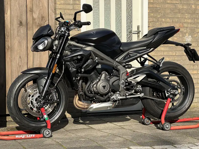 Triumph Street Triple 765 - foto 3