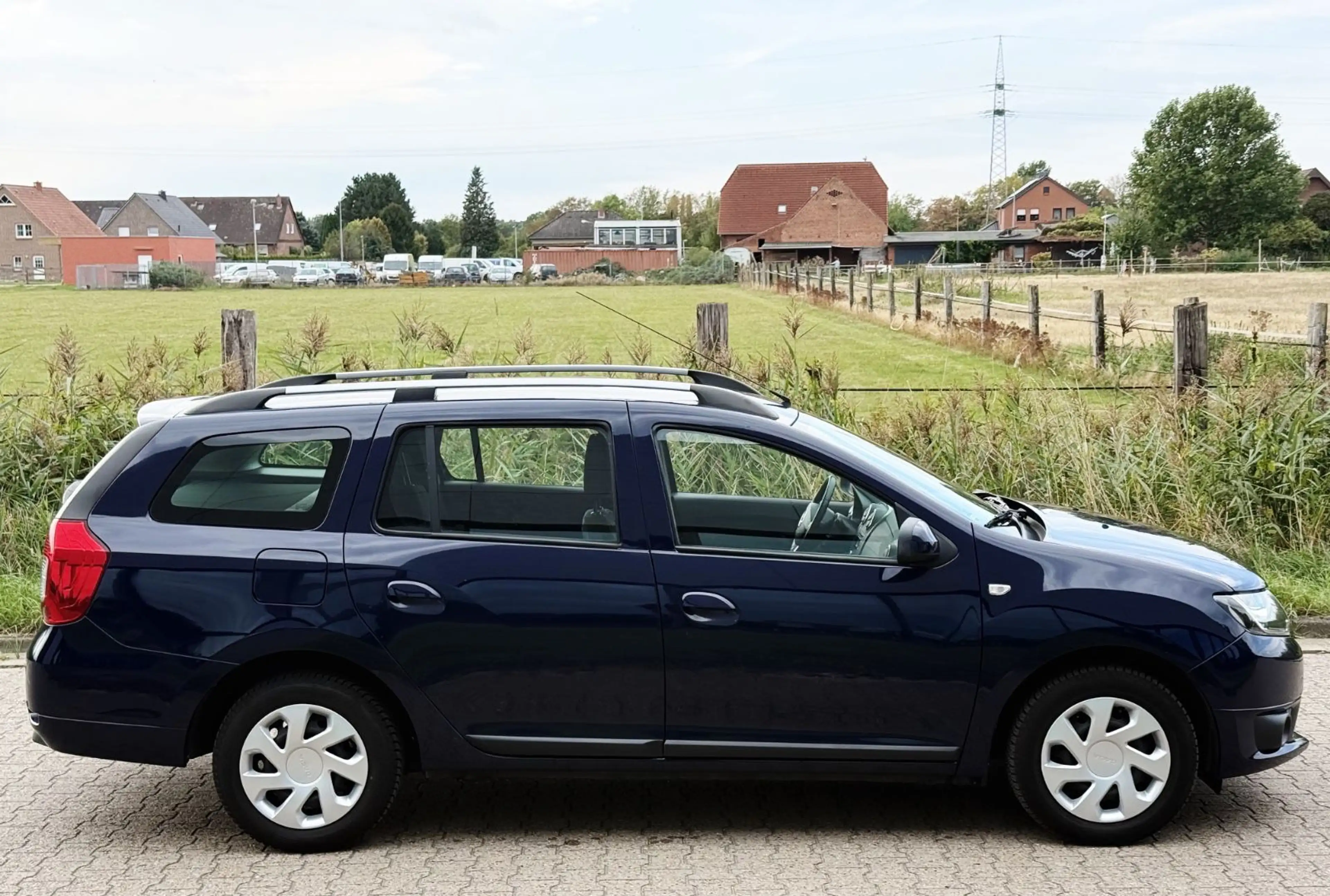 Dacia Logan MCV 1.2 16V 75 Ambiance Klima Tüv Neu Top — photo 7