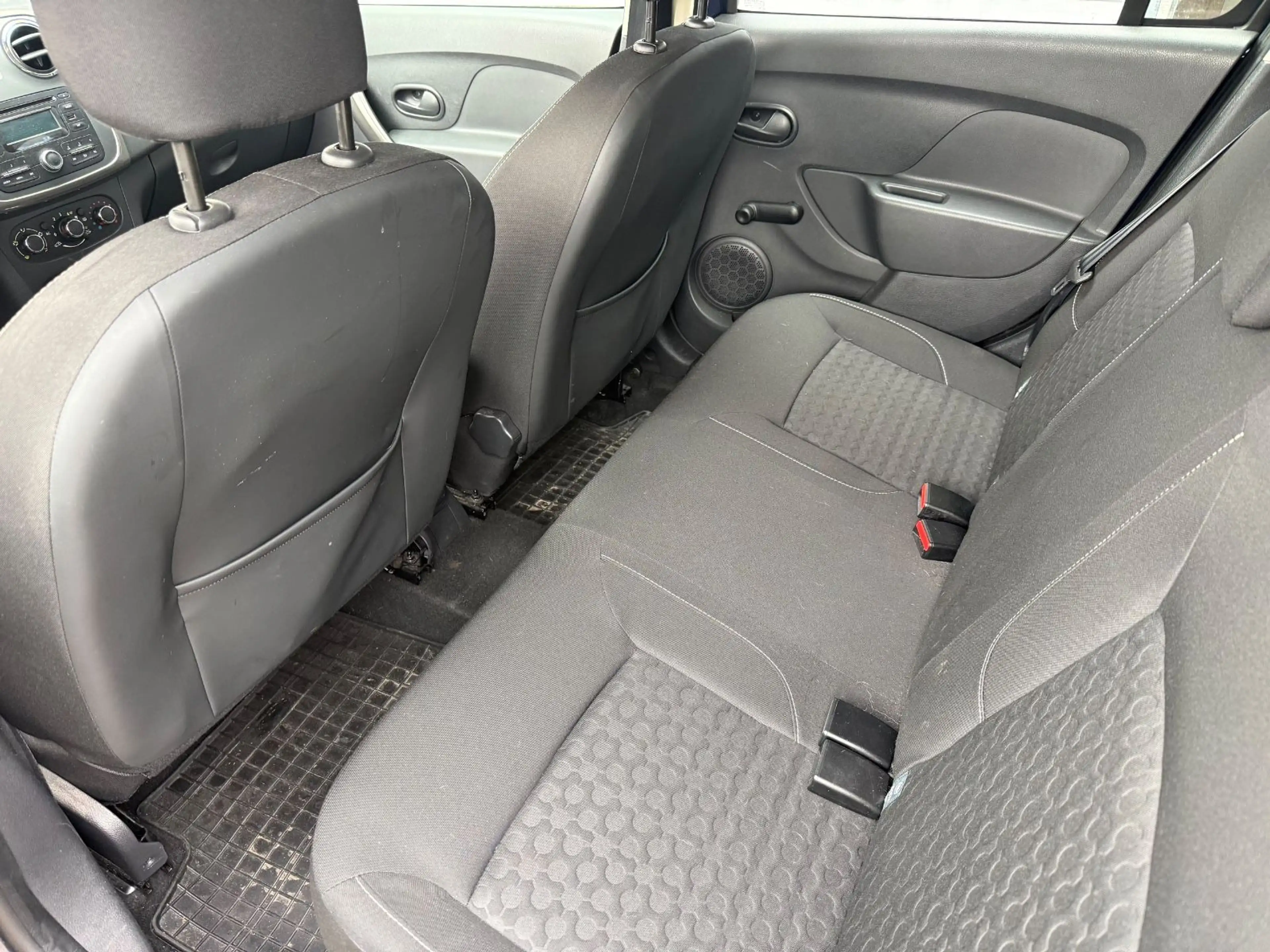 Dacia Logan MCV 1.2 16V 75 Ambiance Klima Tüv Neu Top — photo 12