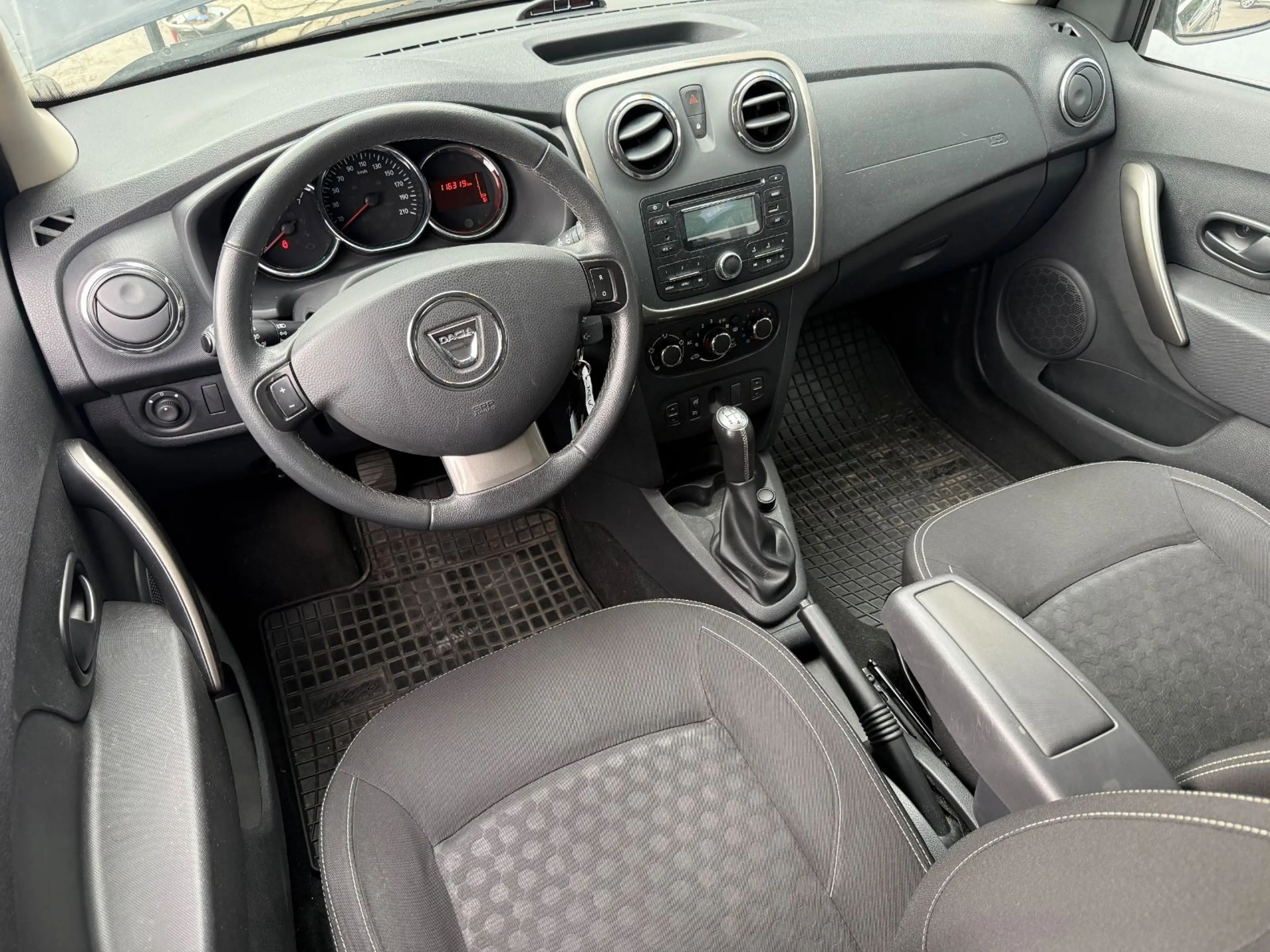 Dacia Logan MCV 1.2 16V 75 Ambiance Klima Tüv Neu Top — photo 10