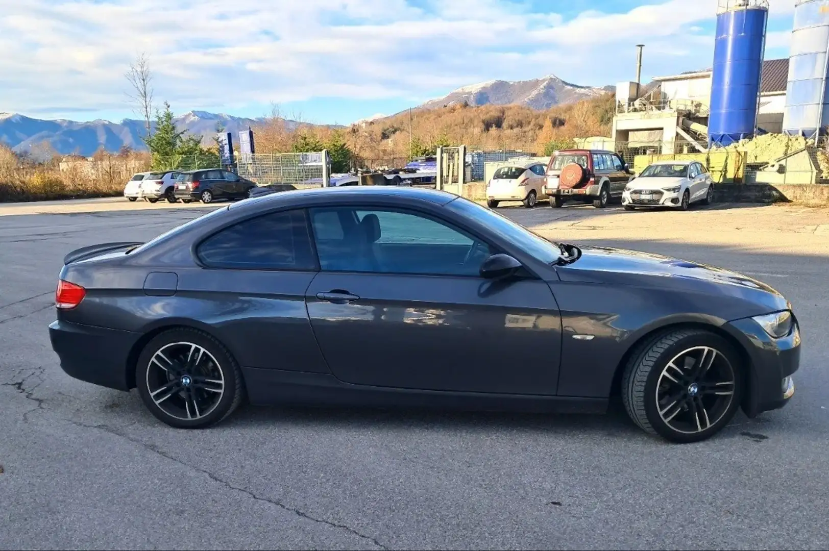 BMW 320 320d Coupe e92 - 2