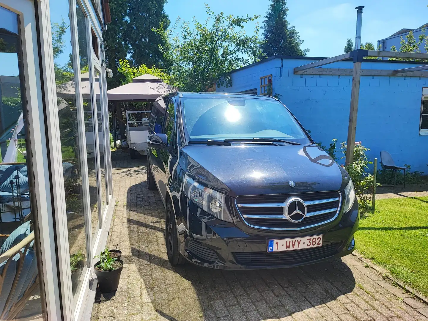 Mercedes-Benz V 200 V 200 (BlueTEC) d kompakt 7G-TRONIC Black - 1