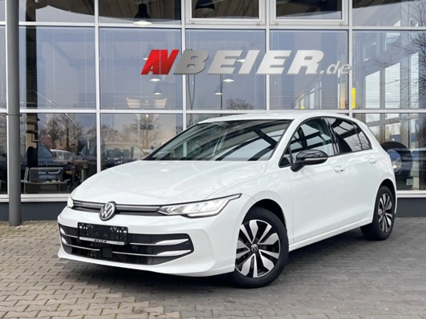 Volkswagen Golf VIII Goal ACC Spurhalte Navi LED 2xPDC Komfortsit Blanc - 1