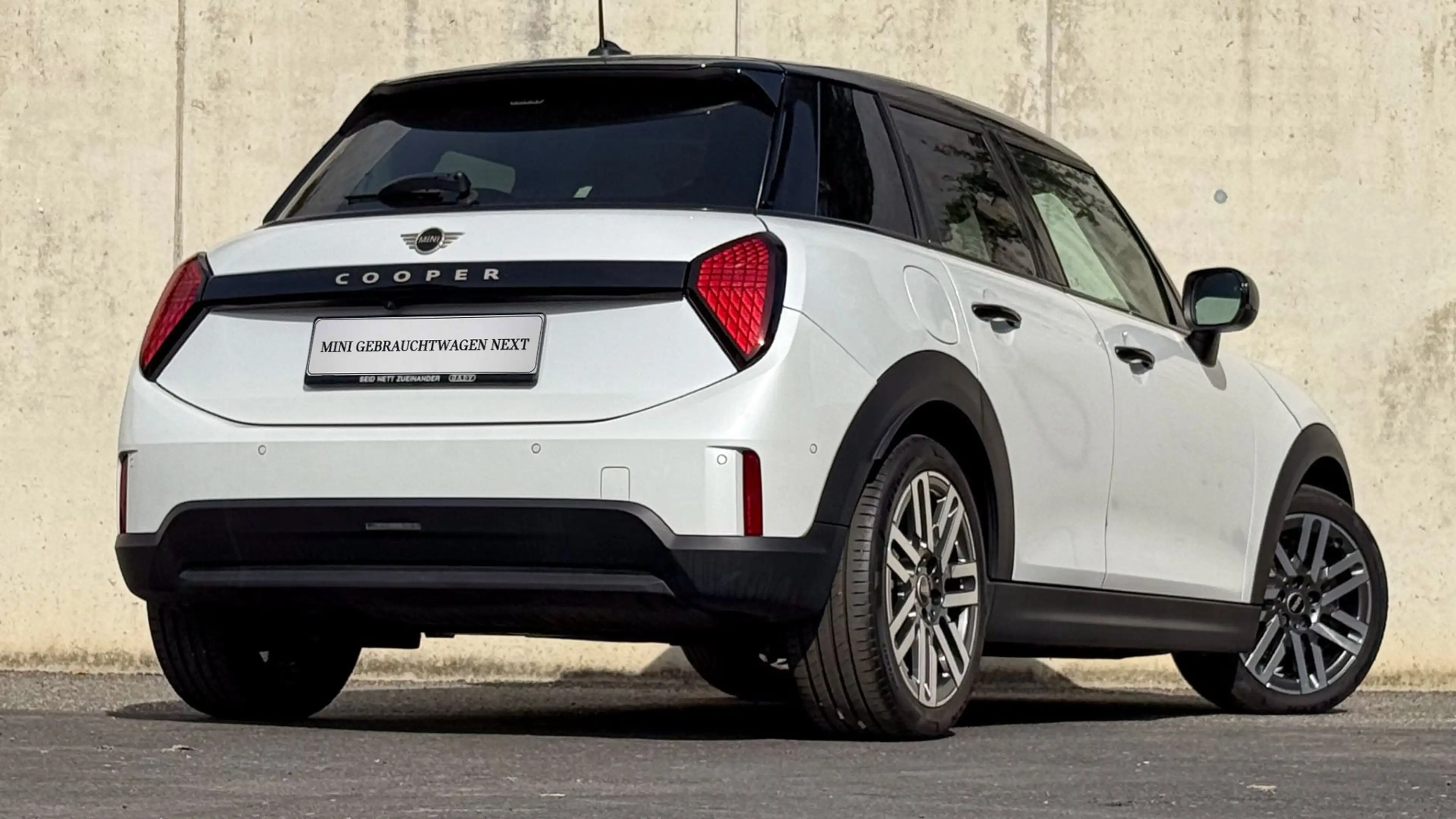 MINI Cooper C — photo 4