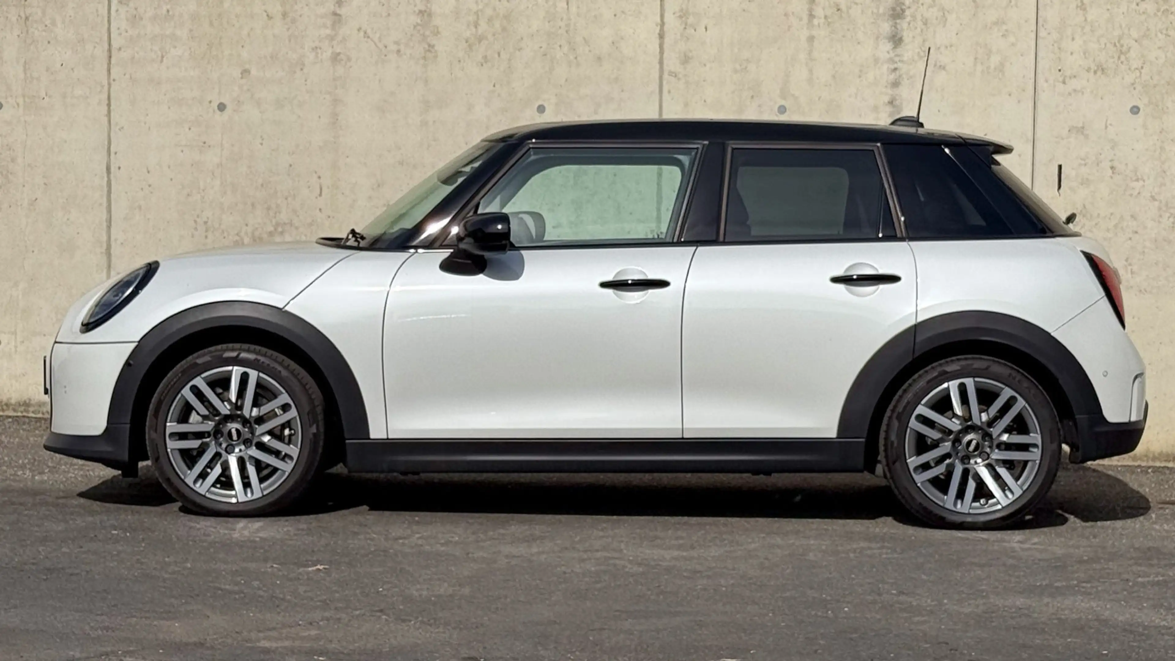 MINI Cooper C — photo 6