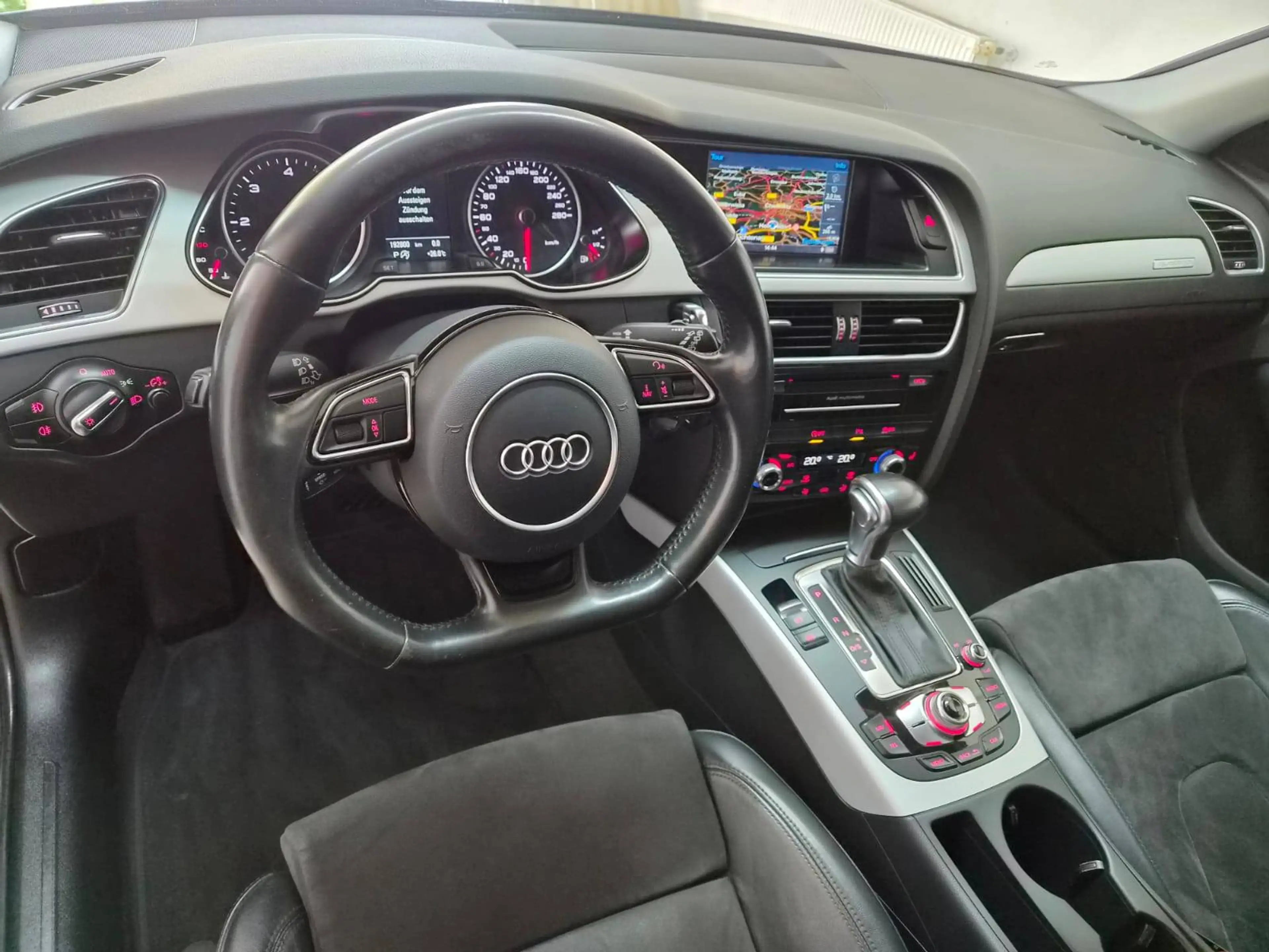 Audi A4 allroad quattro 3.0 TDI Xenon Leder Navi Standheizung — photo 15