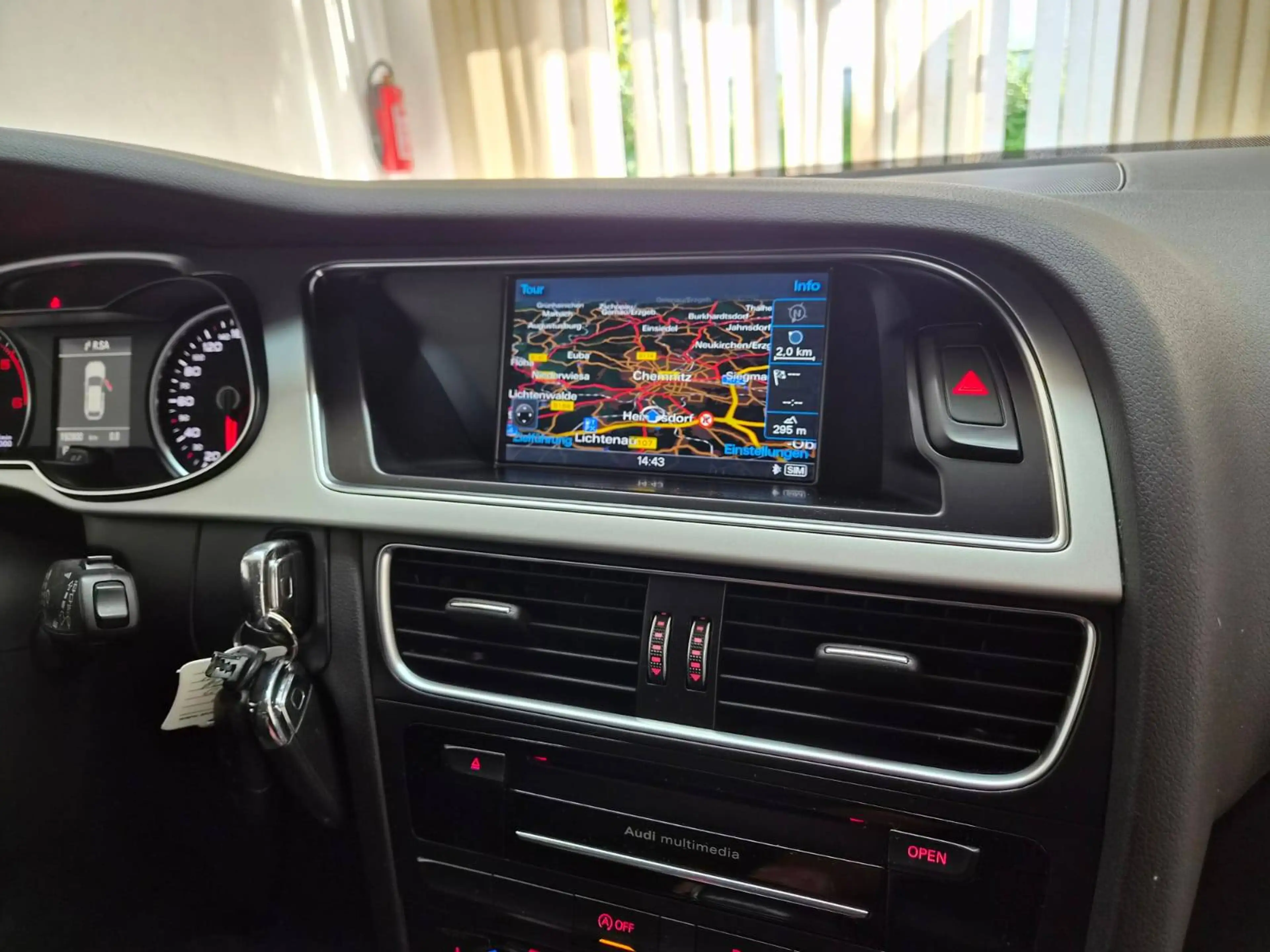 Audi A4 allroad quattro 3.0 TDI Xenon Leder Navi Standheizung — photo 13