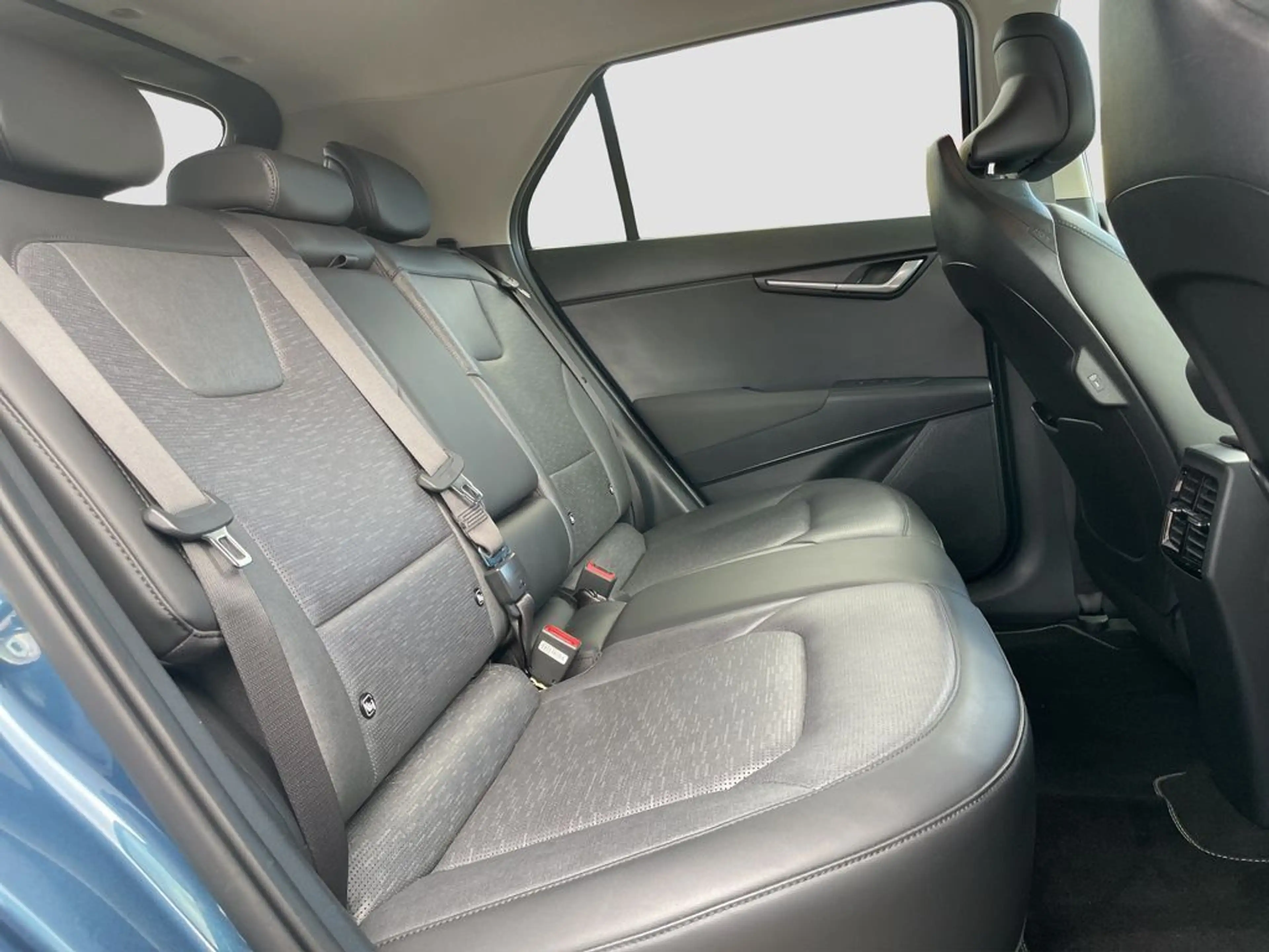 Kia e-Niro Niro Inspiration 64,8kWh 150 kW DriveWise Relax — photo 7