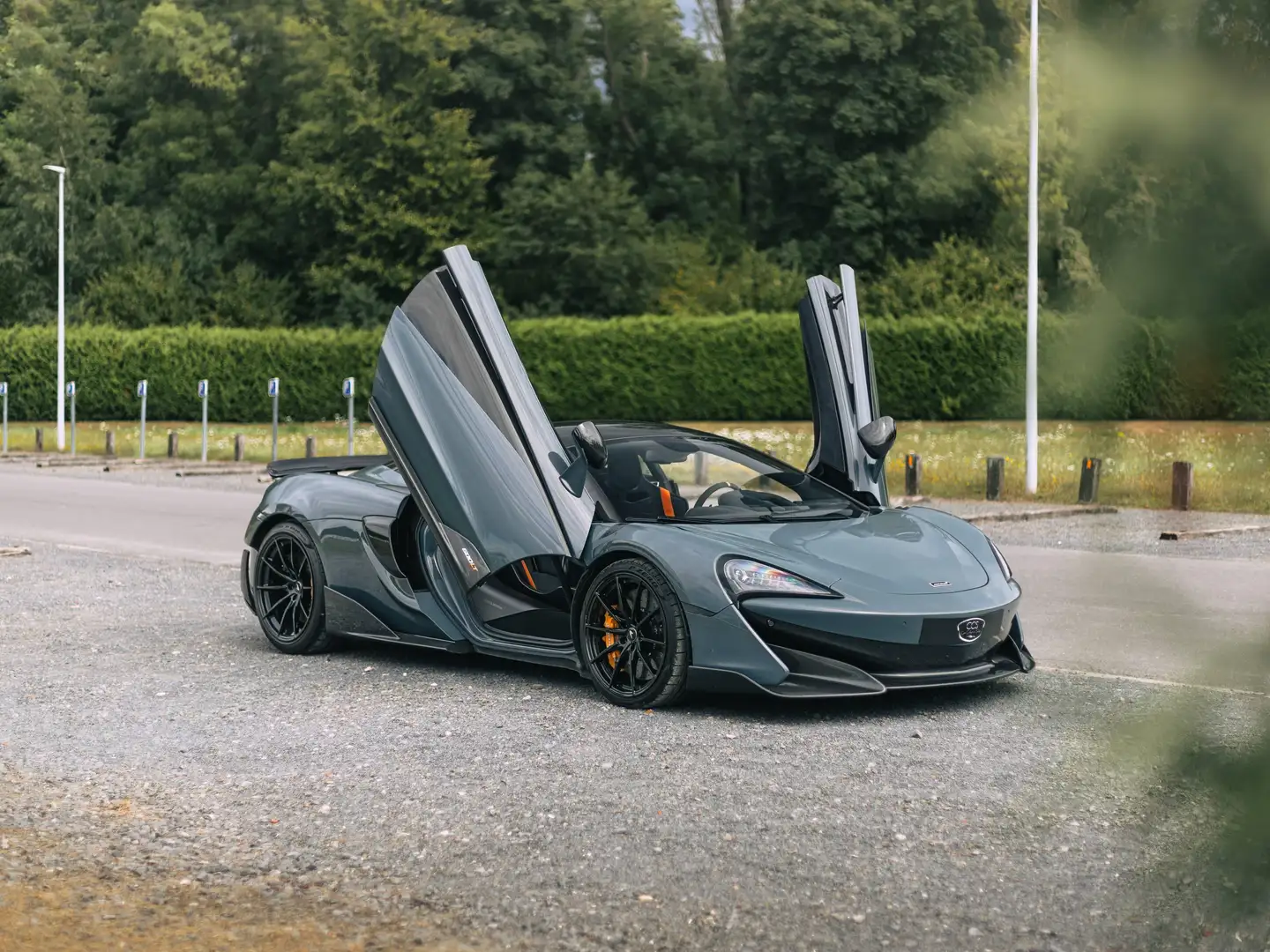 McLaren 600LT MSO Chicane EFFECT /Carbon Upgrade PACK MSO / SENNA SEATS / LIFT SYSTEM / VAT Refundable Grau - 1