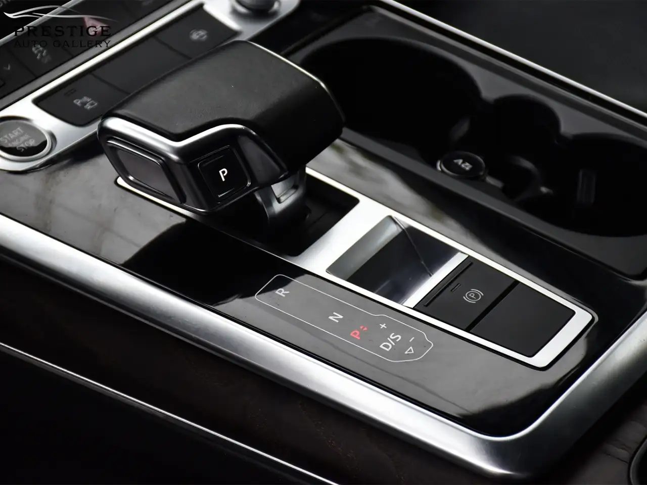 Audi Q7 снимка Audi Q7