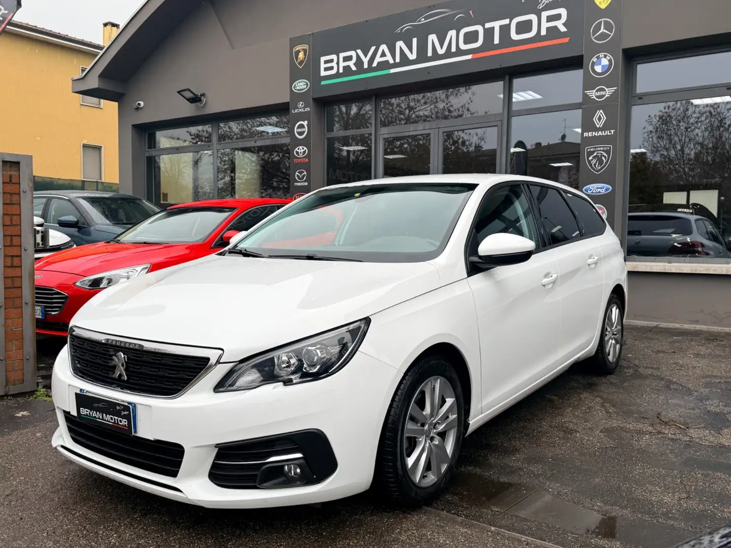 Peugeot 308 308 BlueHDi 130 S&S SW Active Business Bianco - 2