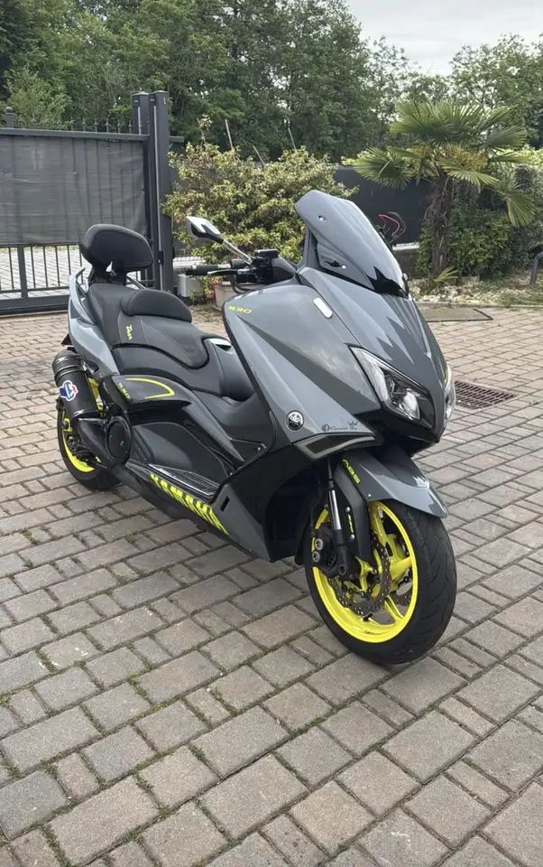 Yamaha Tmax 530