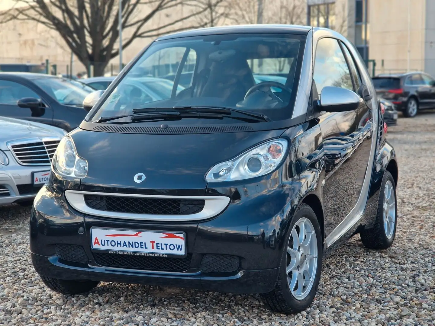 smart forTwo coupe mhd passion Servolenkung Sitzheizun crna - 1
