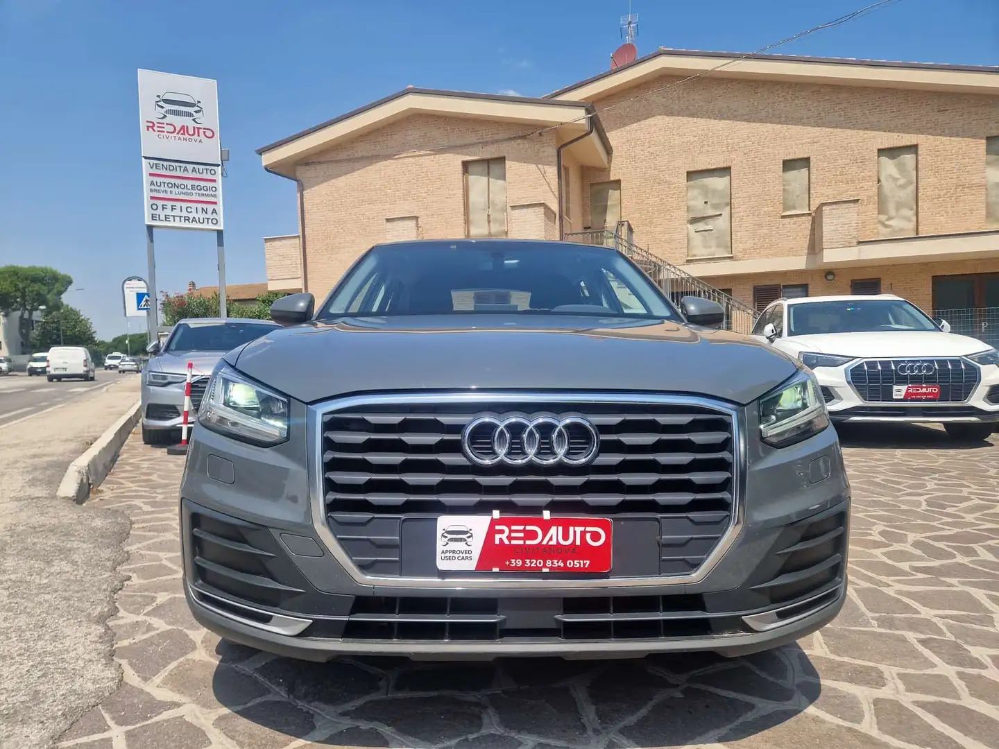 Audi Q2 Q2 30 1.6 tdi Business s-tronic my20 Grigio - 2