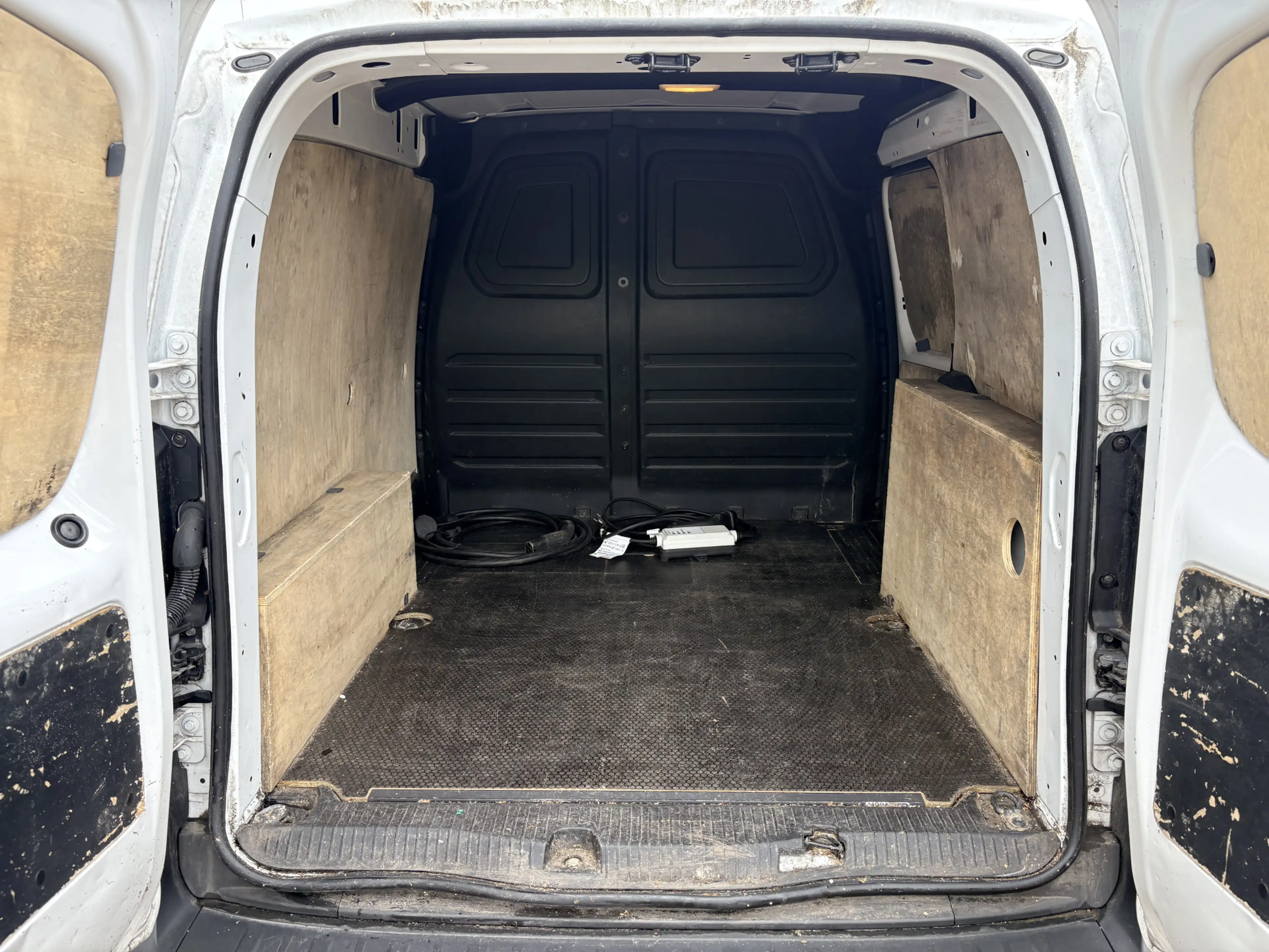 Nissan Townstar EV 45kWh L1 260KM WLTP LED Climate Control Cruise Con — photo 12