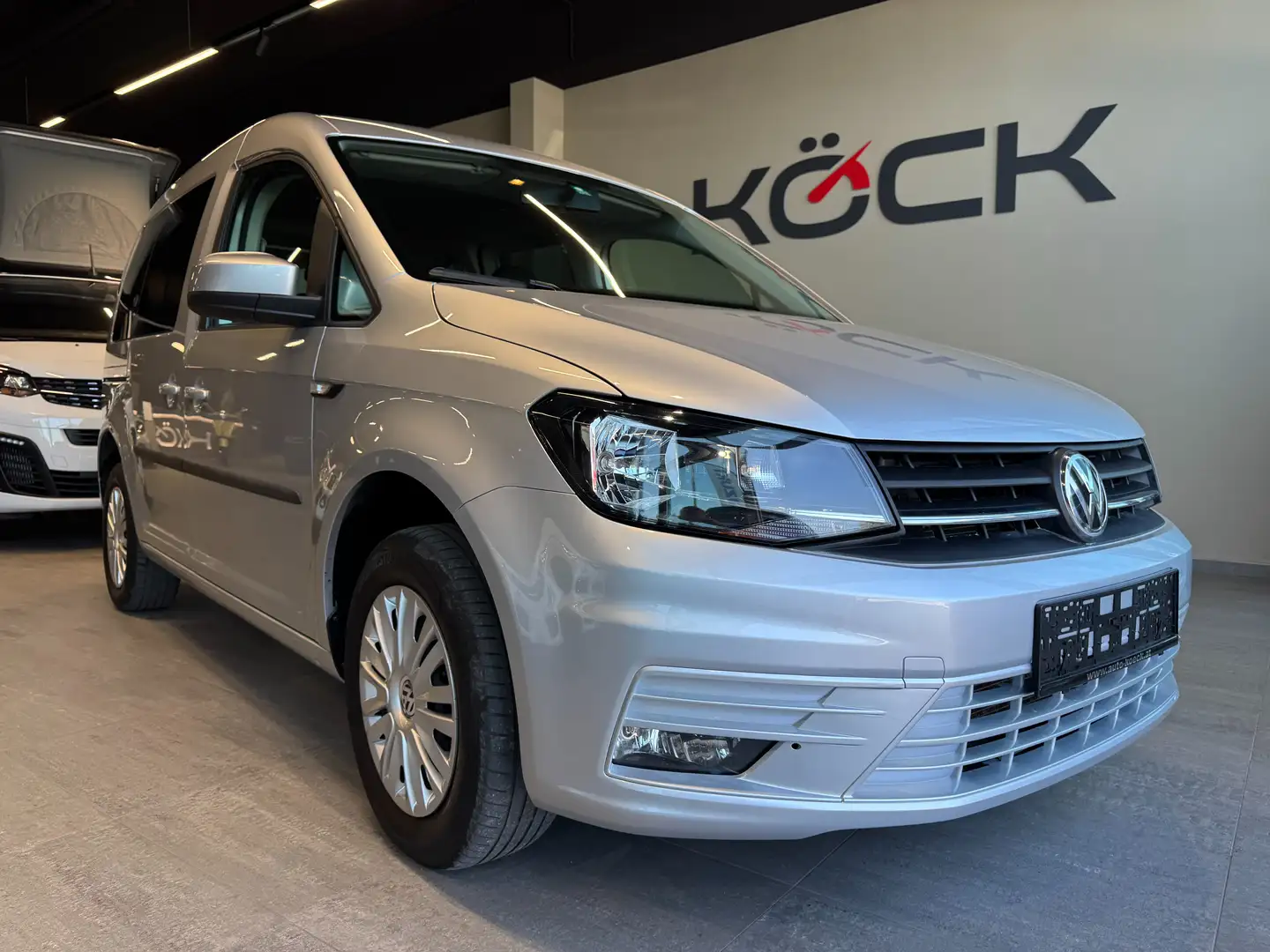 Volkswagen Caddy Trendline BMT 2.0 TDI Silber - 2