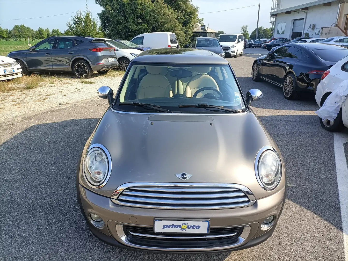 MINI Cooper 1.6 122cv Beige - 2