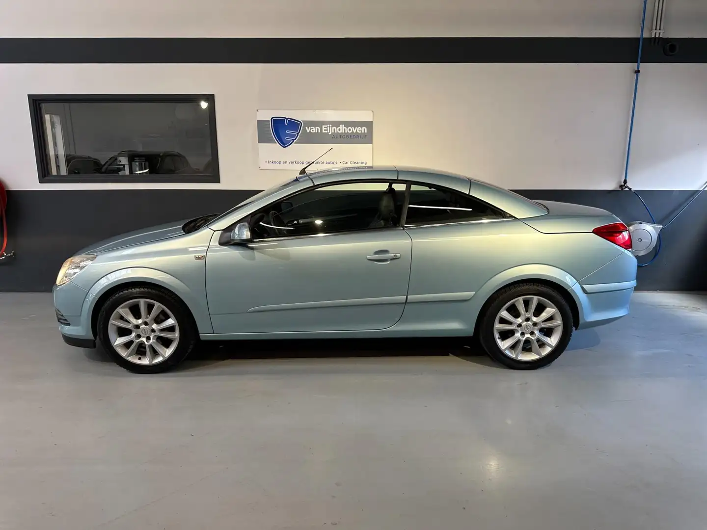 Opel Astra TwinTop 1.8 Temptation Leer|Keyless|Airco Blauw - 2