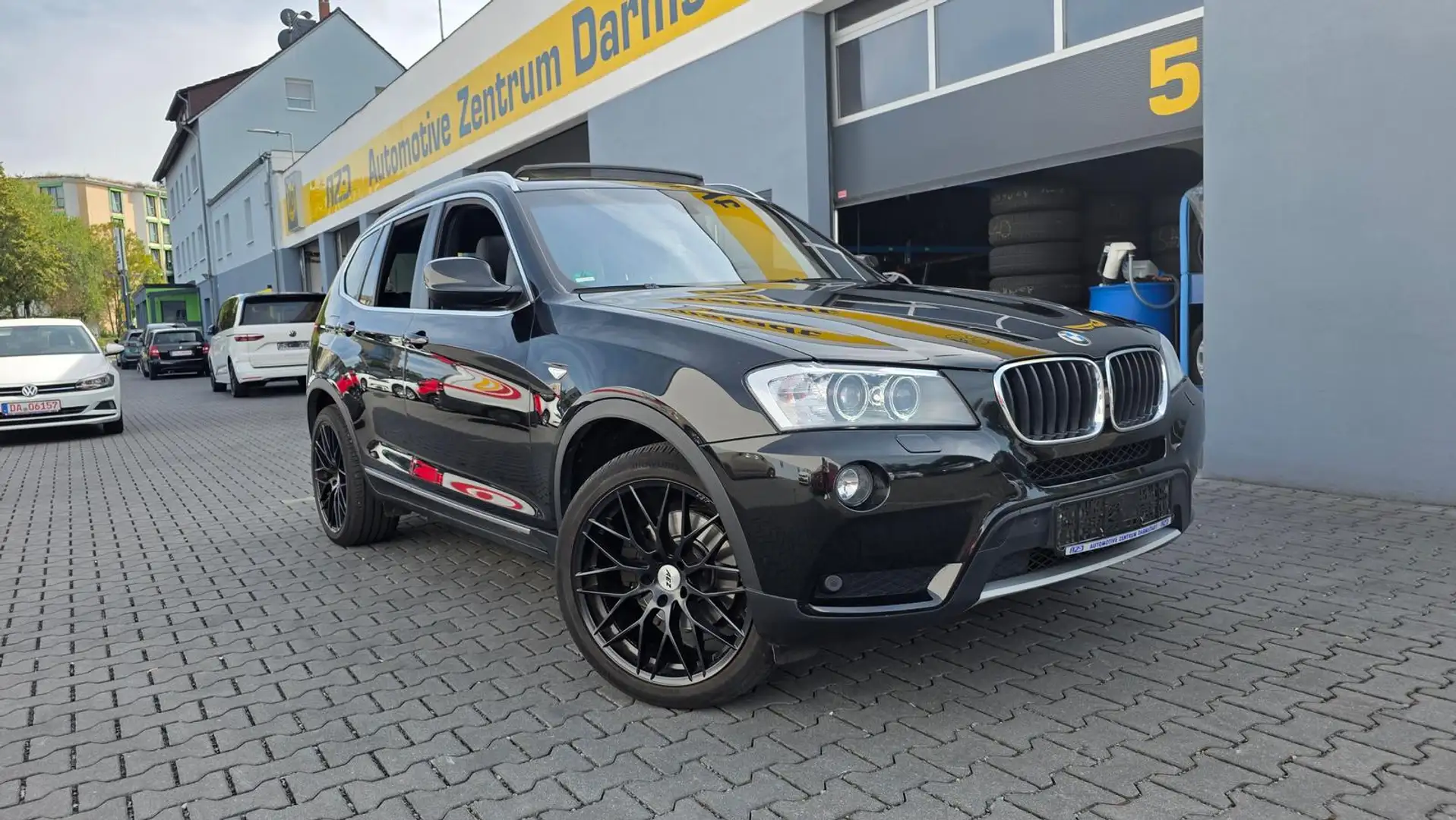 BMW X3 xDrive 20d AUTOMA PANO T-LEDER AHK NAVI XENON Noir - 2