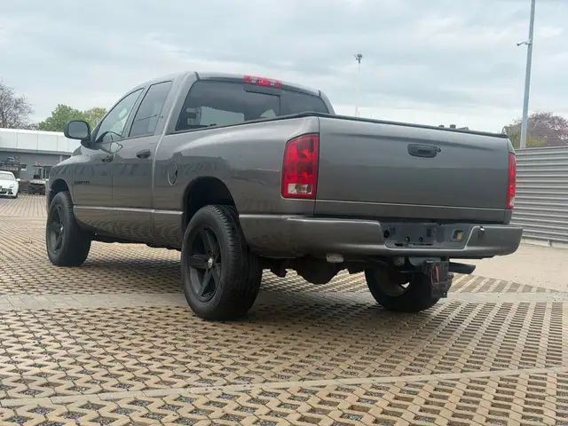 Dodge Ram view 3
