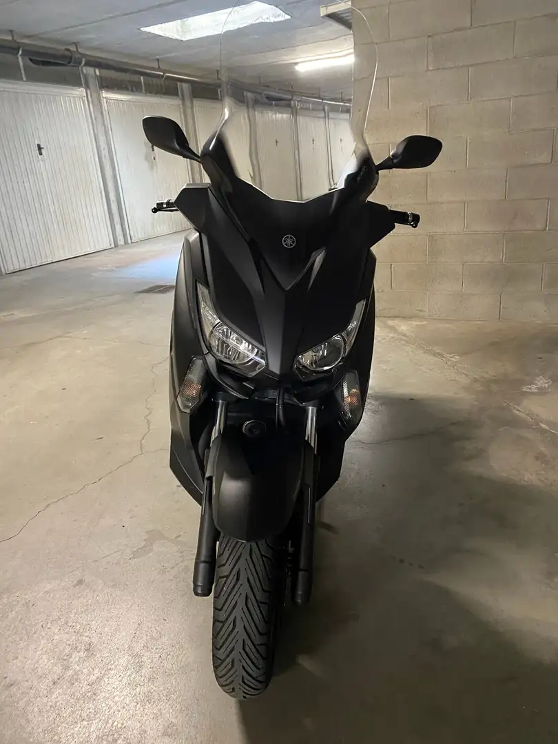 Yamaha X-Max 400 Momodesign Czarny - 2