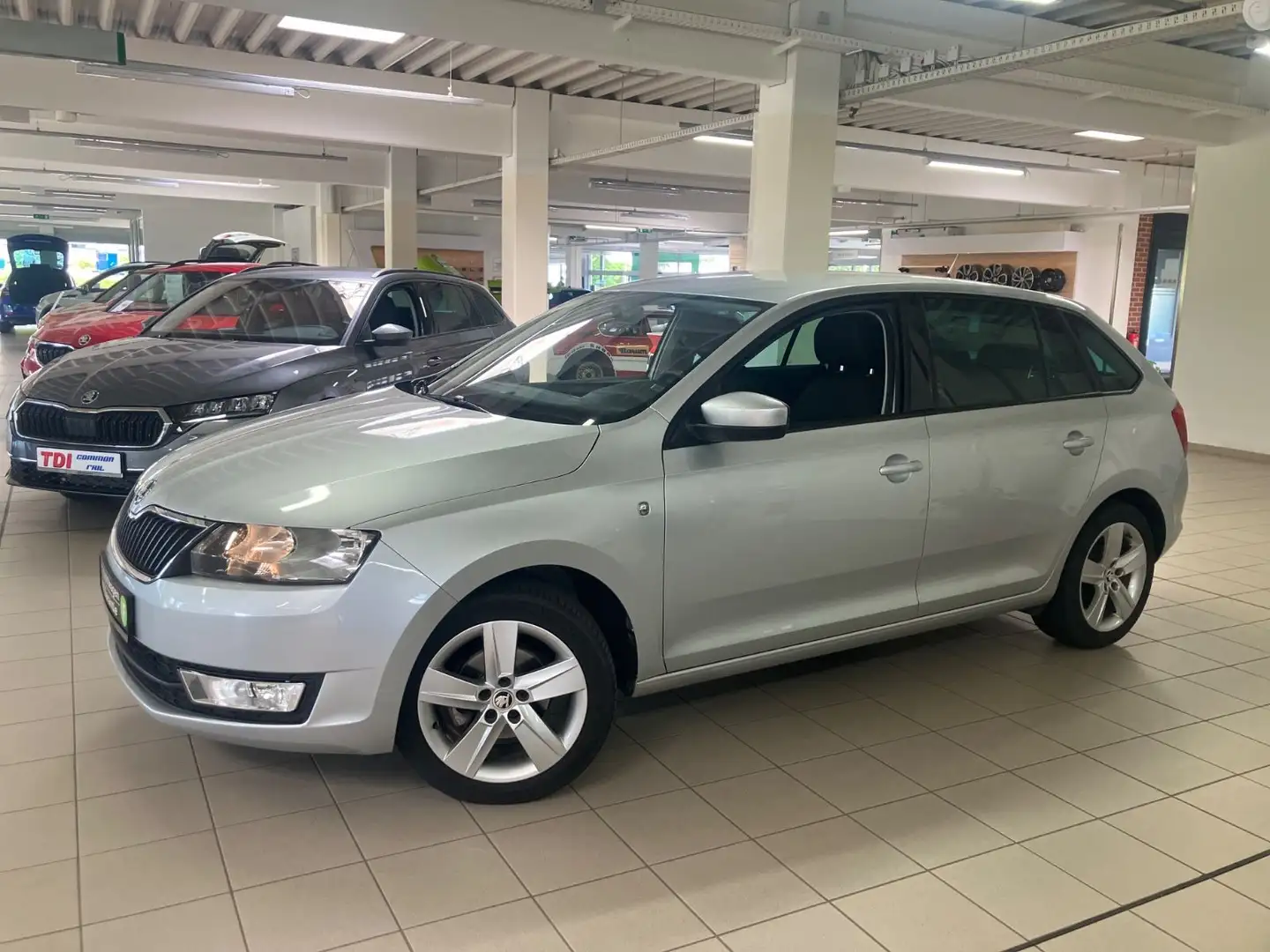 Skoda Rapid/Spaceback Spaceback DRIVE TSI 86 PS/1.HD/77 TKM - 2