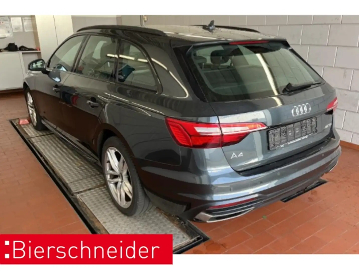 Audi A4 Avant 40 TDI S tronic advanced AHK NAVI SHZ Grau - 2