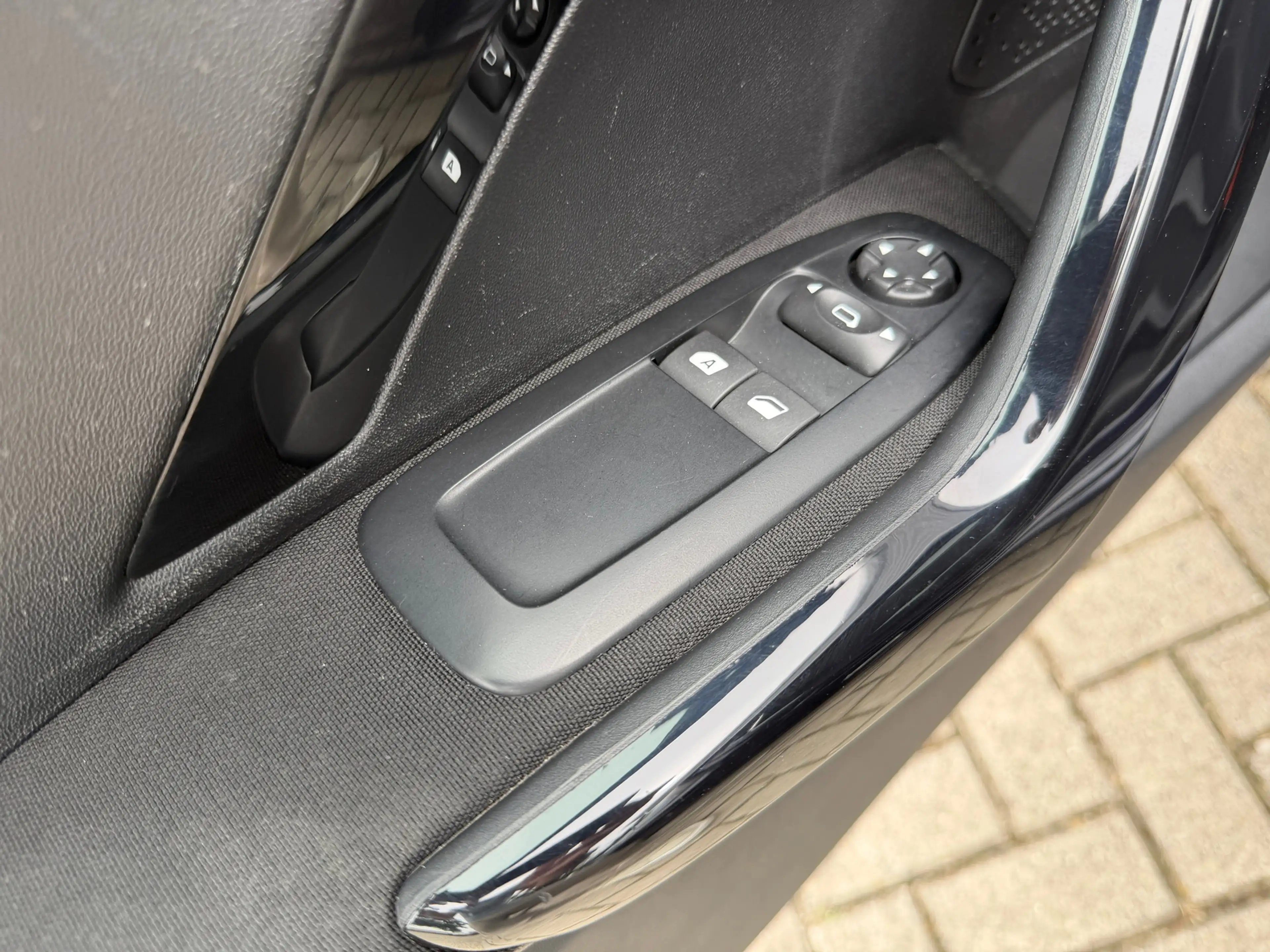 Peugeot 208 1.2 PureTech Blue Lion 5 deurs 82 PK [ fm navi,app — photo 28