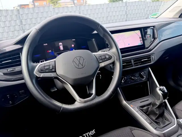 Volkswagen Polo view 10