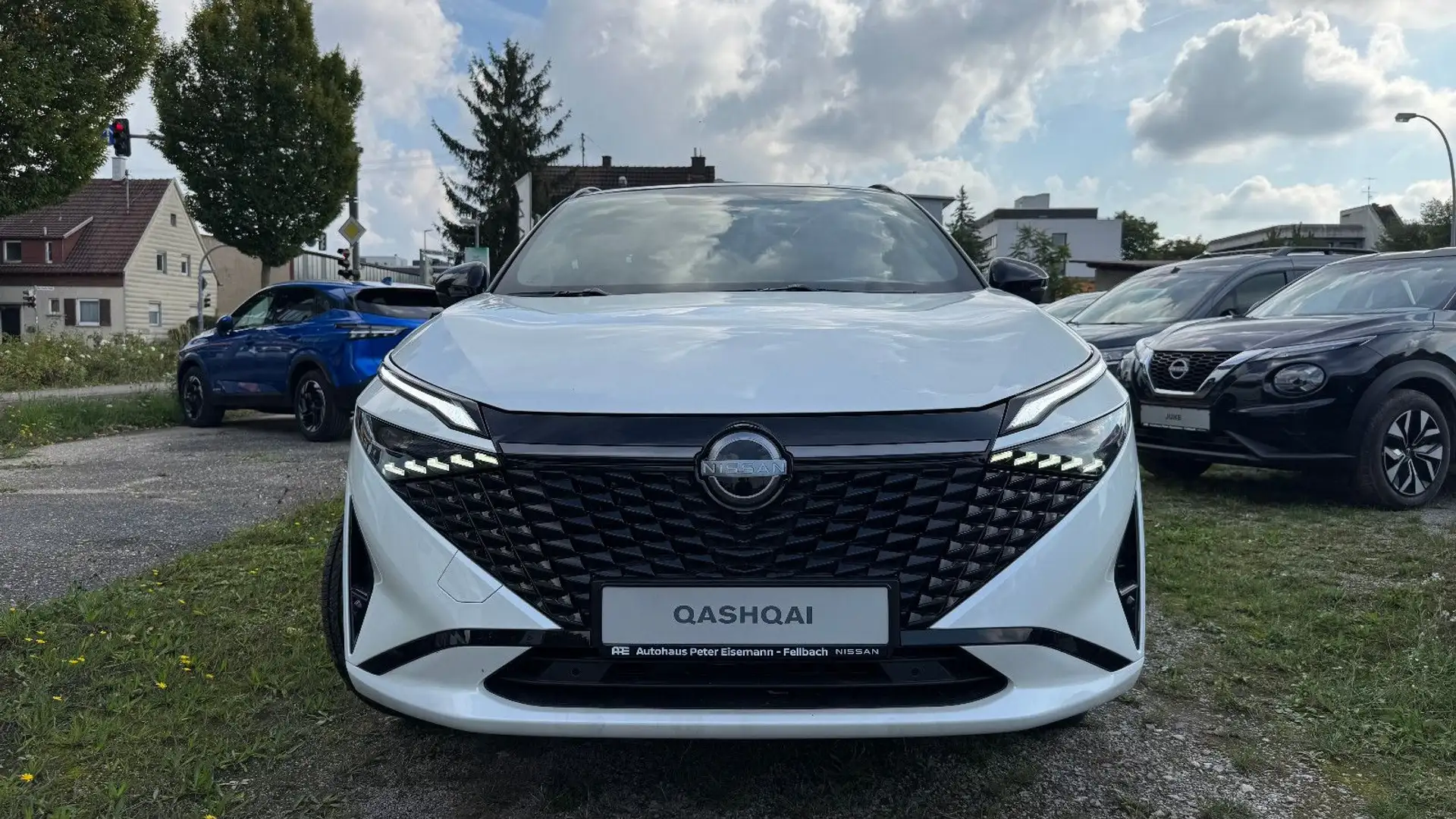 Nissan Qashqai MY24 MT N-DESIGN Komfort PGD Bose Weiß - 2