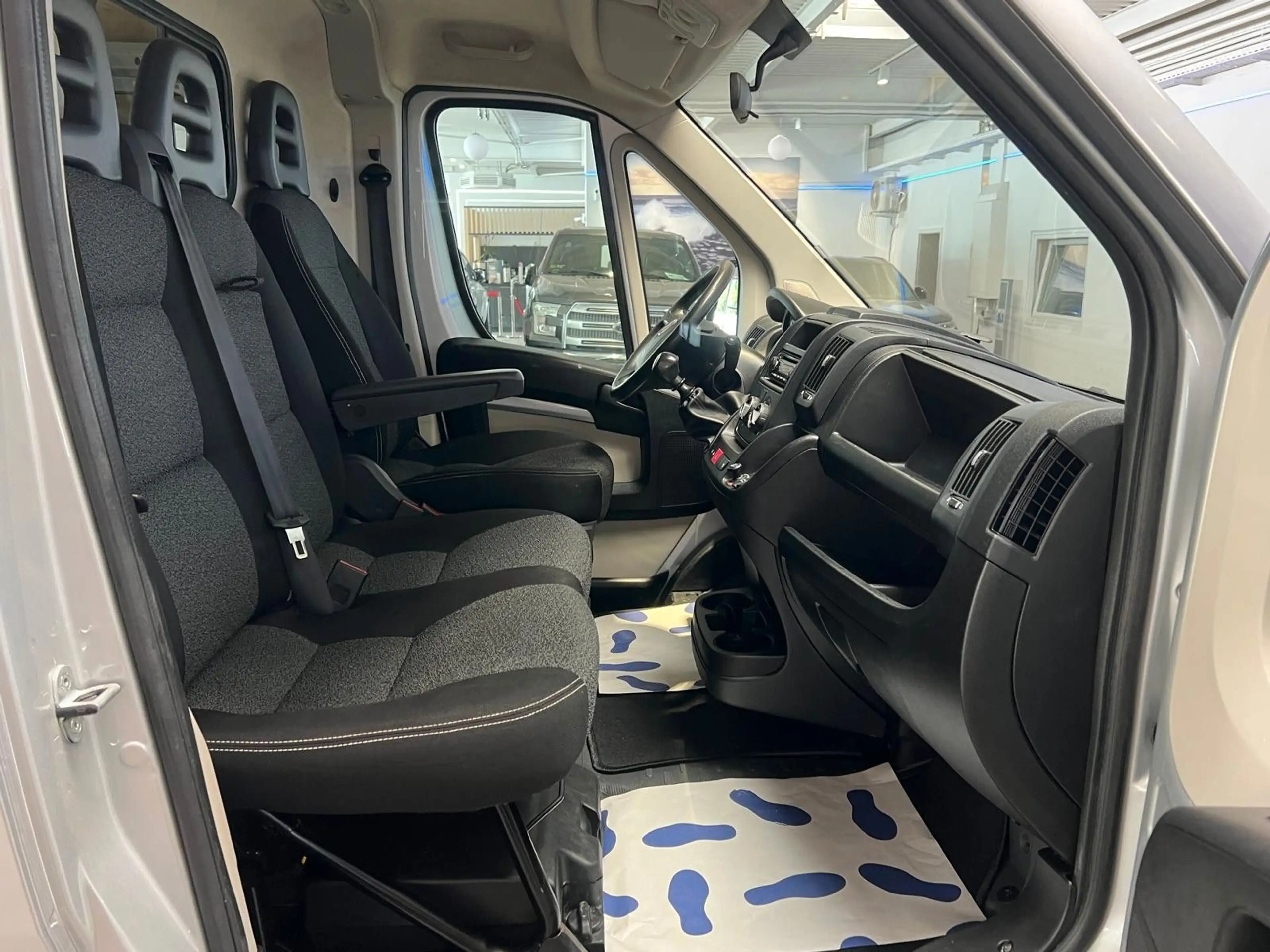 Fiat Ducato 2,3 HDI L3-H2*Maxi Hoch+Lang*1HD*Garantie — photo 8