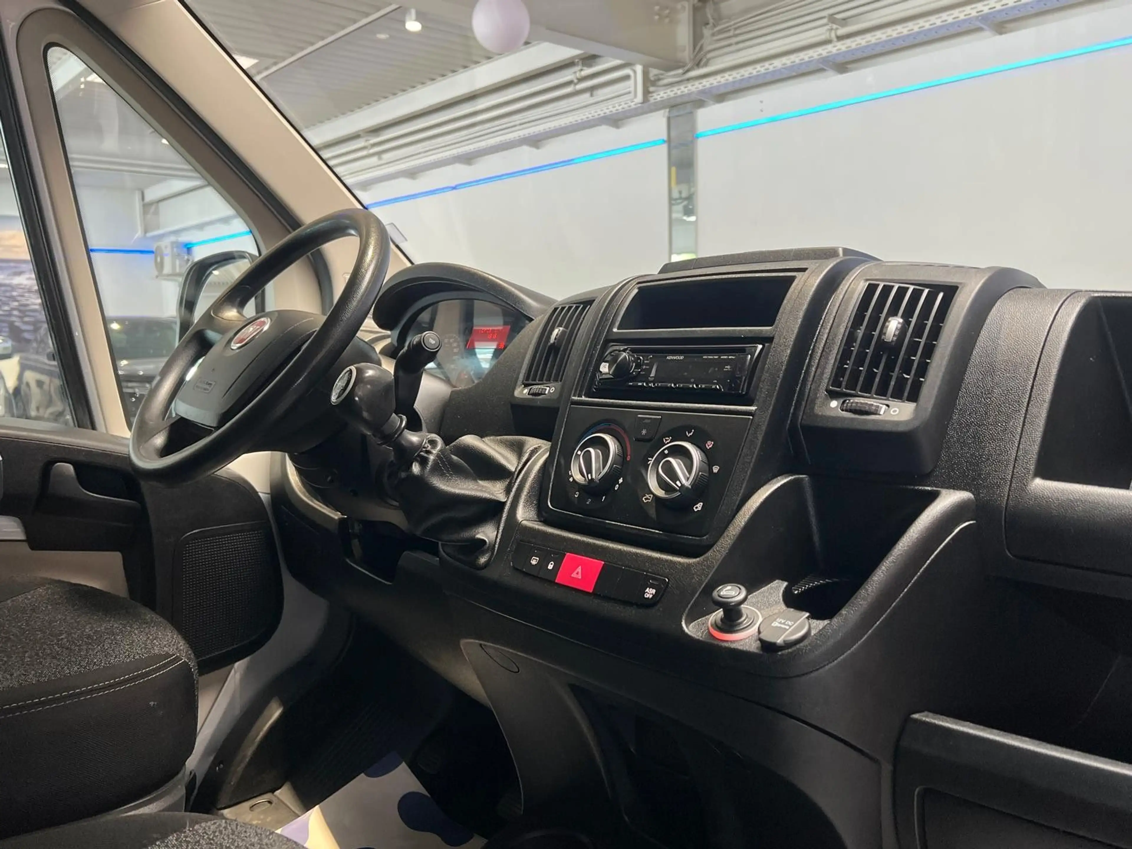 Fiat Ducato 2,3 HDI L3-H2*Maxi Hoch+Lang*1HD*Garantie — photo 13