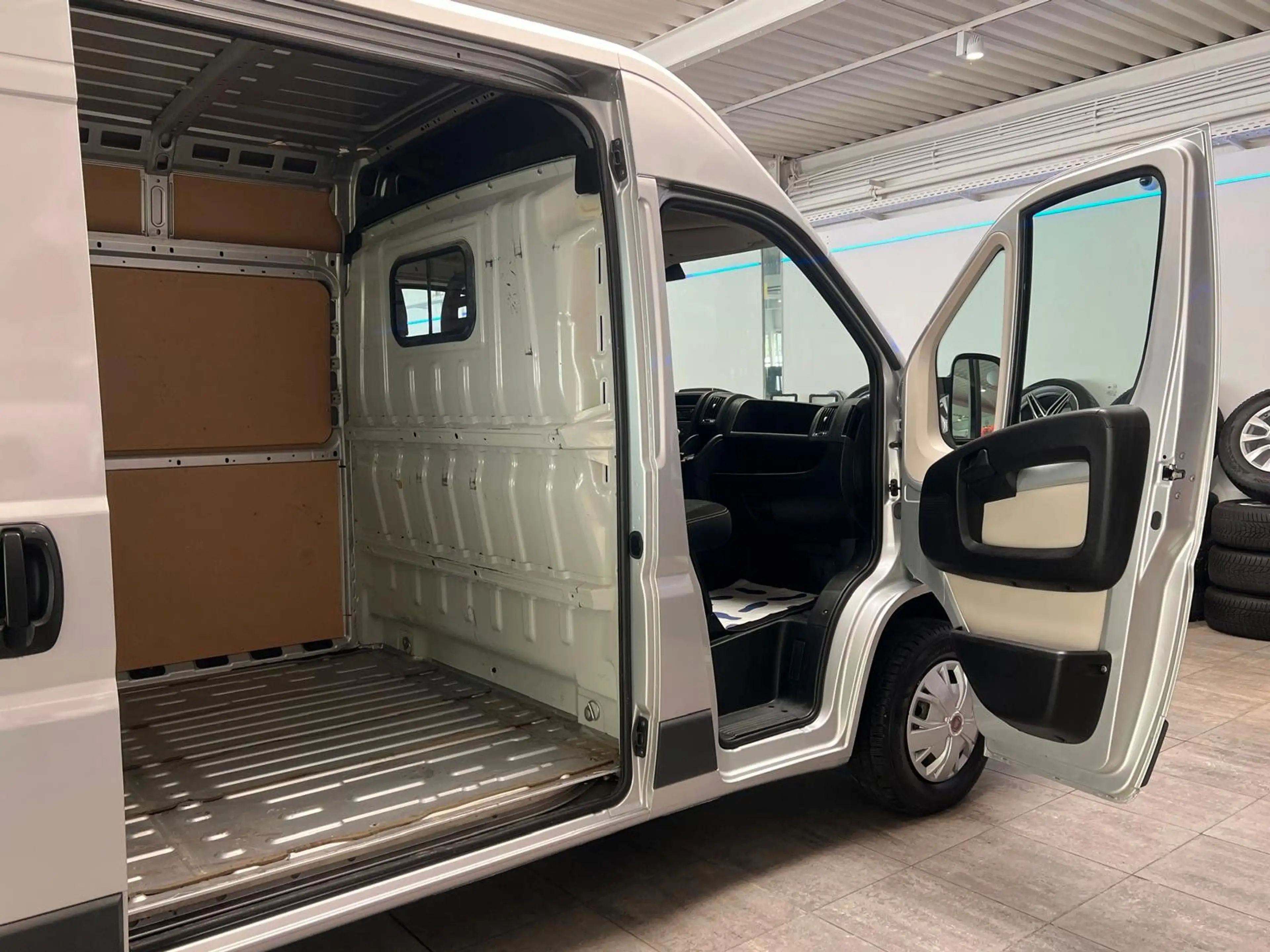 Fiat Ducato 2,3 HDI L3-H2*Maxi Hoch+Lang*1HD*Garantie — photo 14