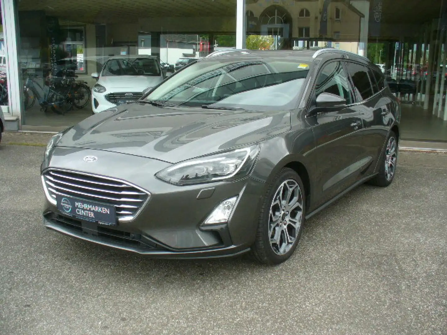 Ford Focus Focus 2.0 EcoBlue Titanium S/S (EURO 6d-TEMP) - 2