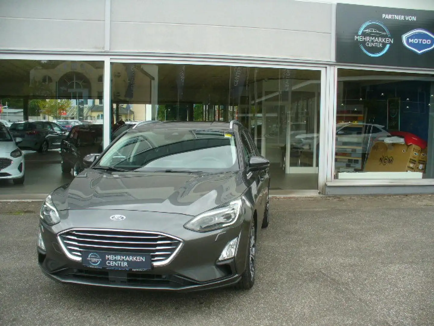 Ford Focus Focus 2.0 EcoBlue Titanium S/S (EURO 6d-TEMP) - 1