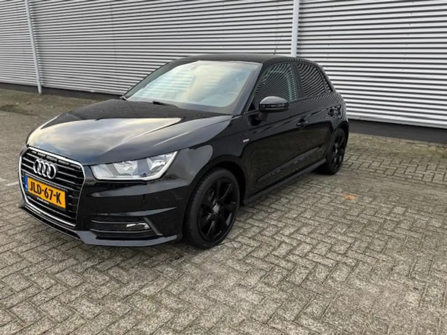 Audi A1 SPORTBACK 1.0 TFSI Pro Line S-Line Ext.,5Drs,Airco Schwarz - 2