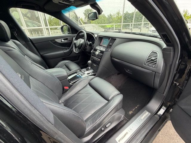 Infiniti FX FX30d  AWD — photo 12