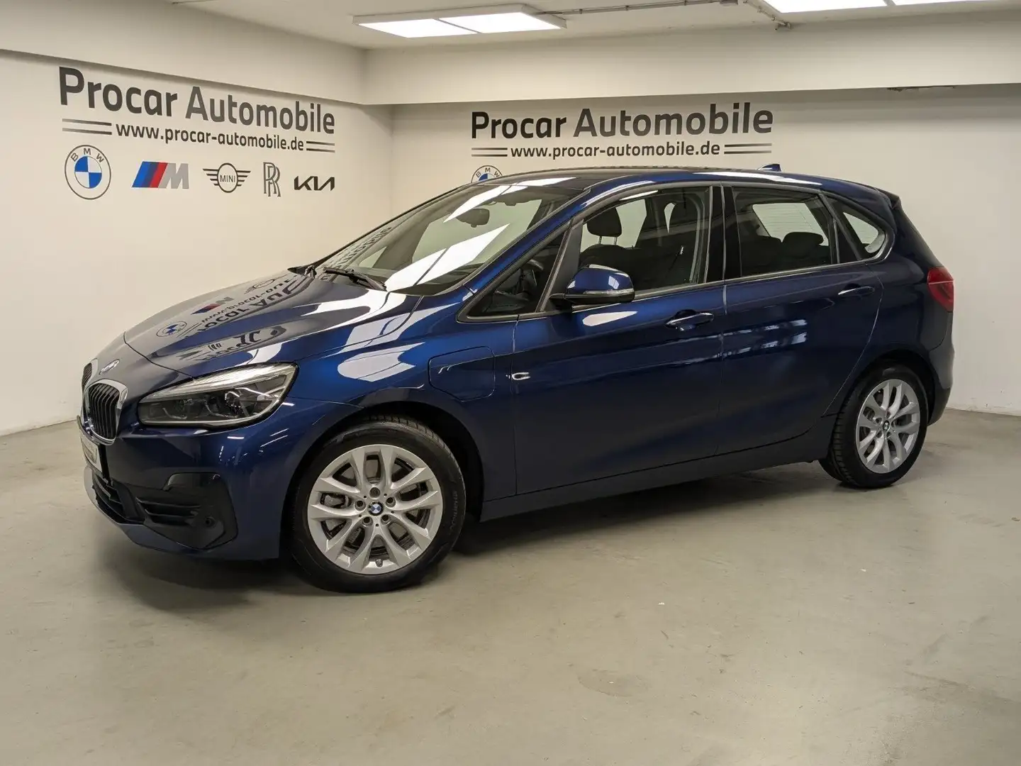 BMW 225 xe DA+ PA ACC HuD HiFi LED DAB Navi+ PDC Blau - 2