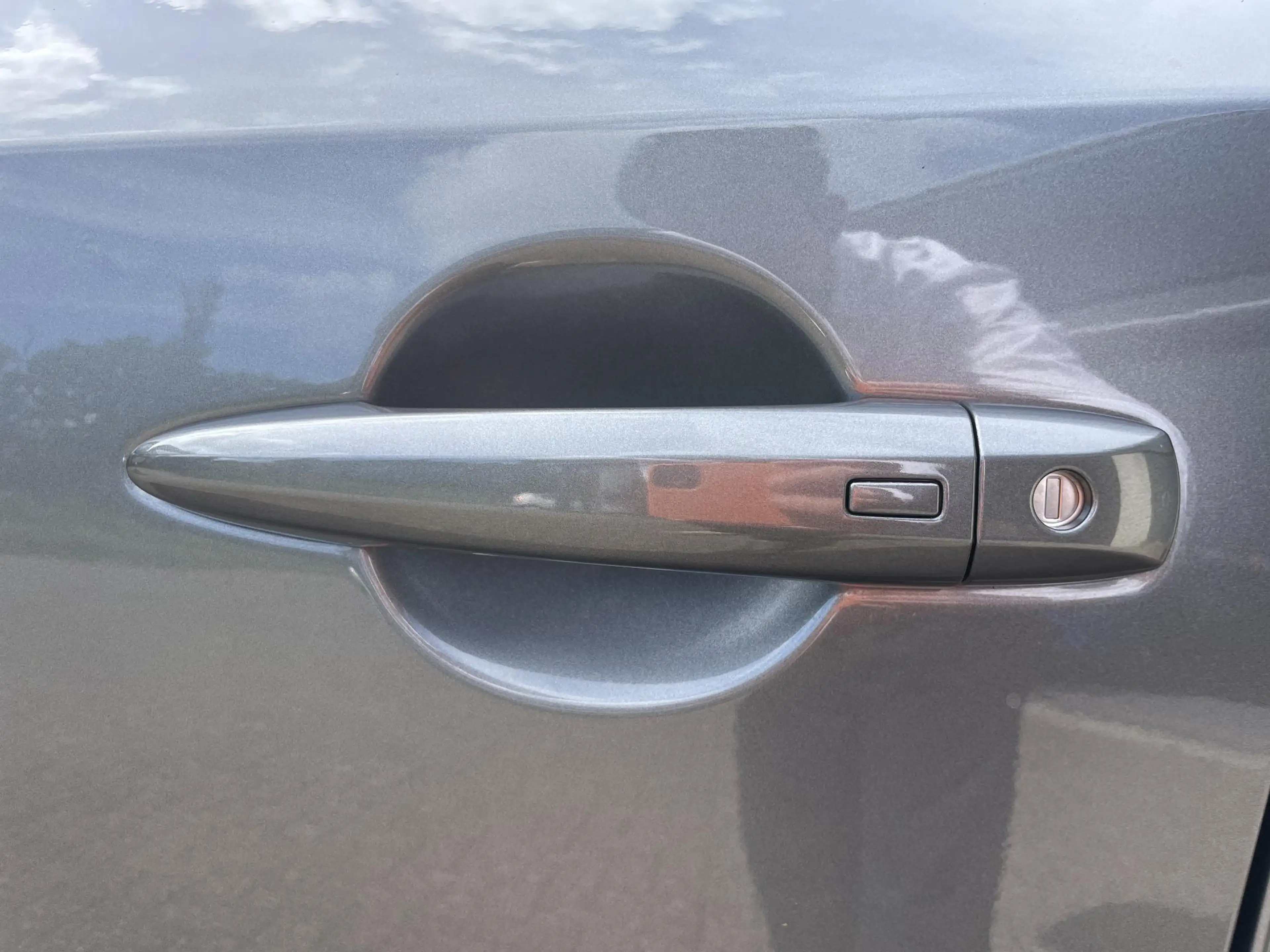 Nissan Qashqai 1.3 MHEV Xtronic Tekna Plus — photo 29