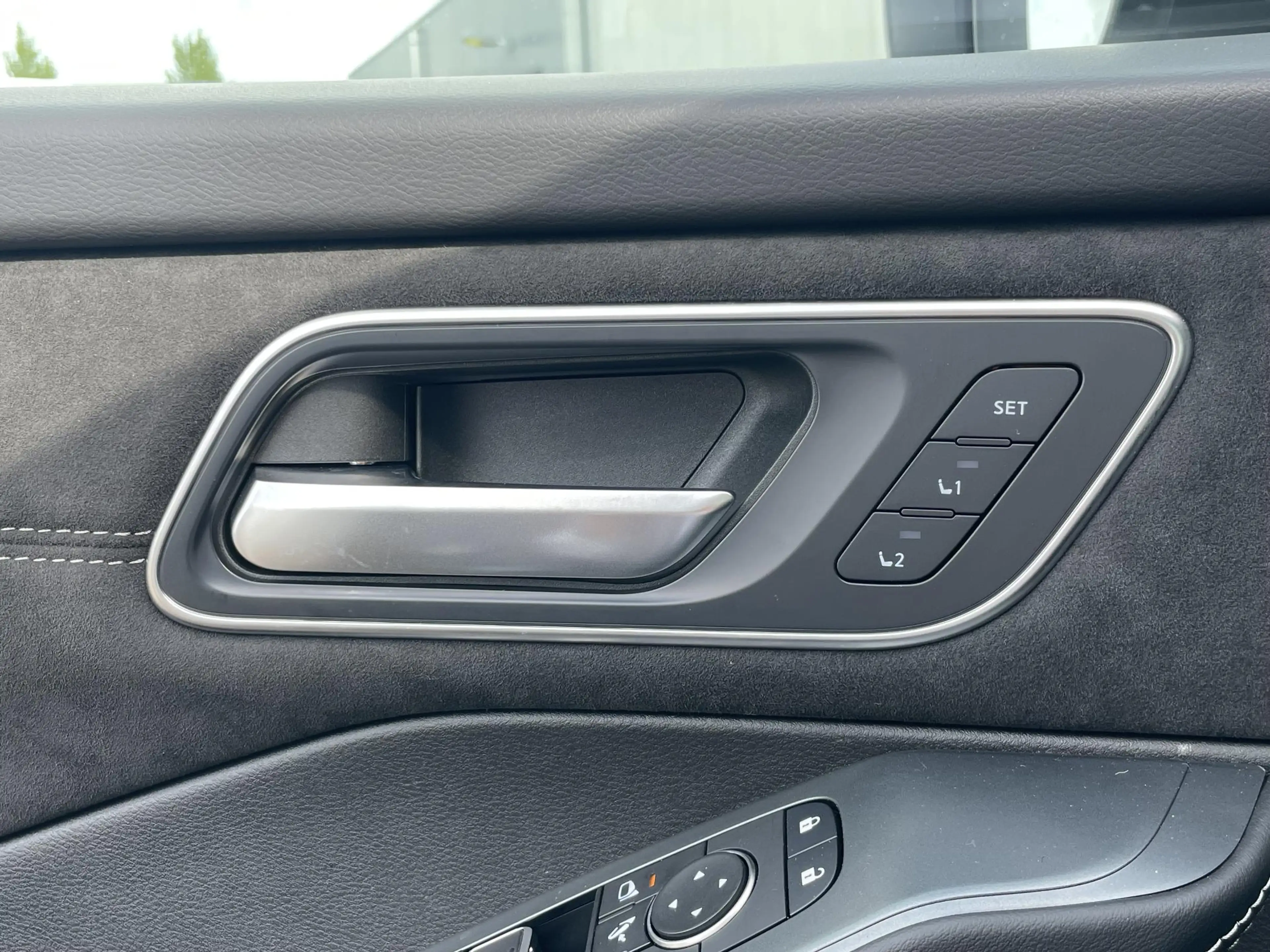 Nissan Qashqai 1.3 MHEV Xtronic Tekna Plus — photo 22