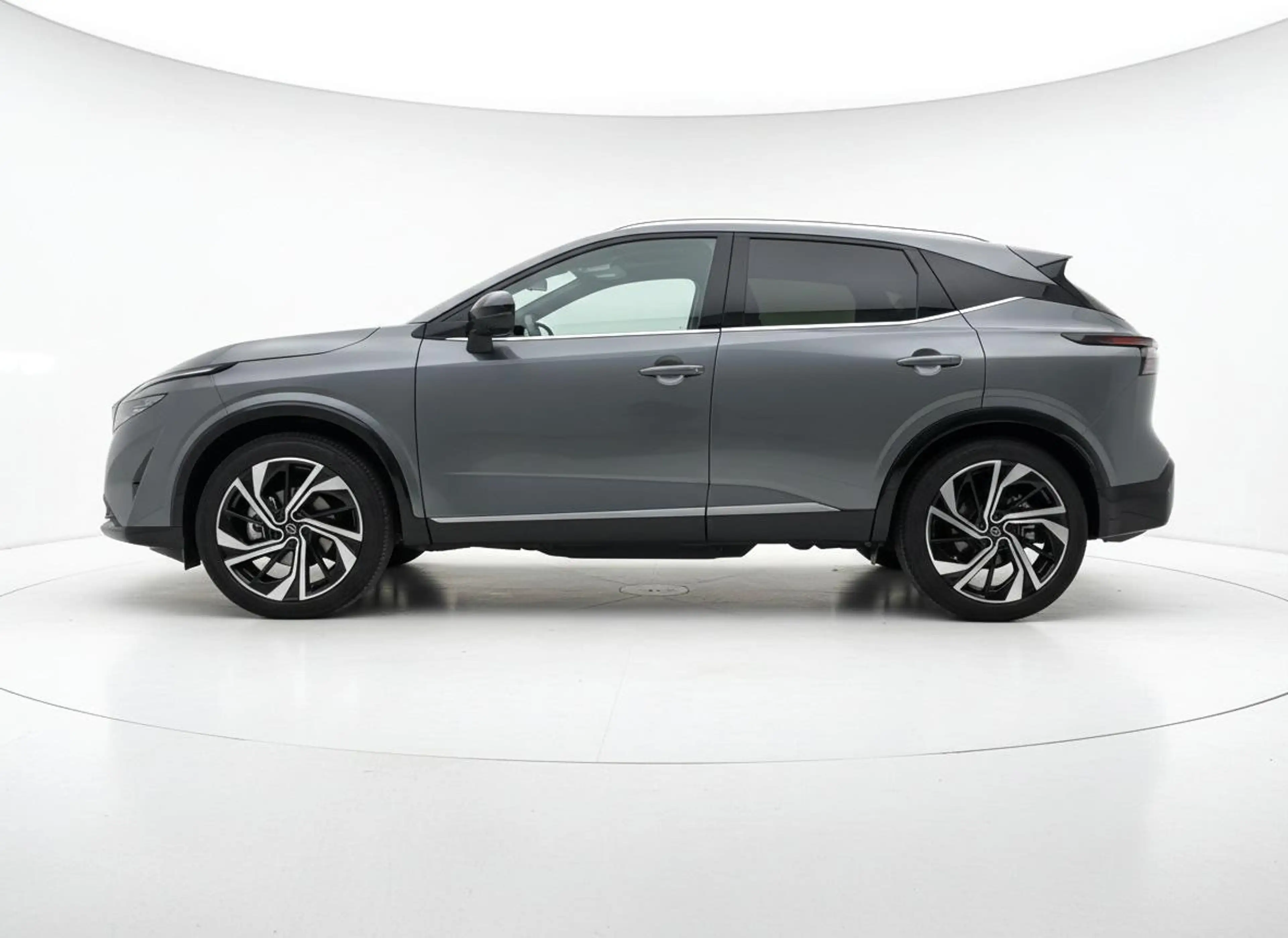Nissan Qashqai 1.3 MHEV Xtronic Tekna Plus — photo 4