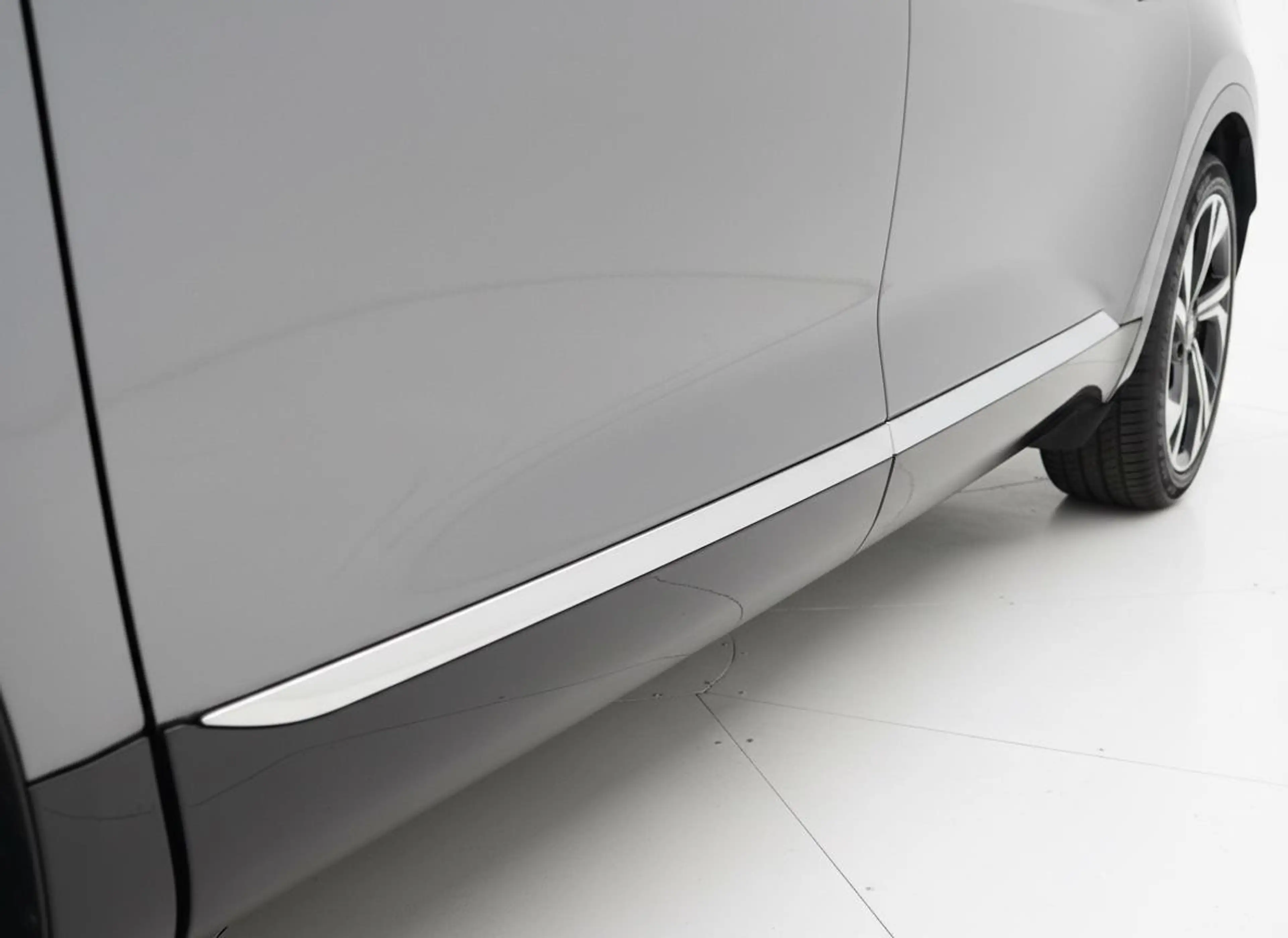 Nissan Qashqai 1.3 MHEV Xtronic Tekna Plus — photo 17